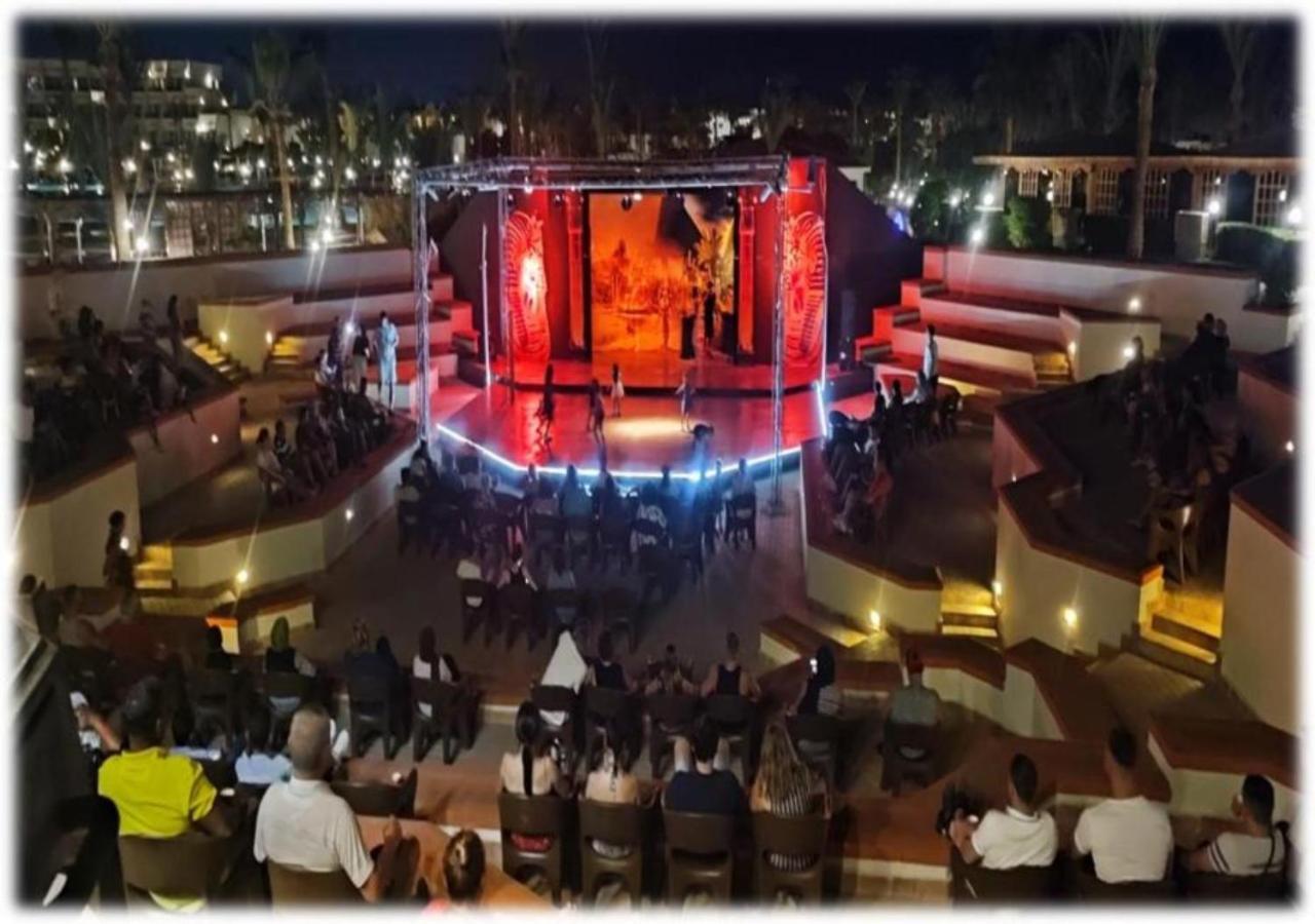 Pharaoh Azur Resort